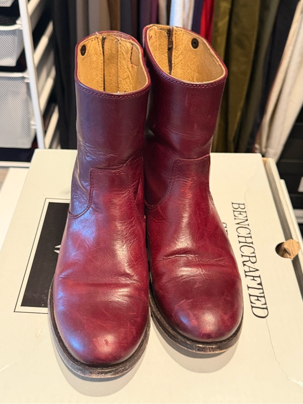 FRYE Melissa button zip short boot sz 7